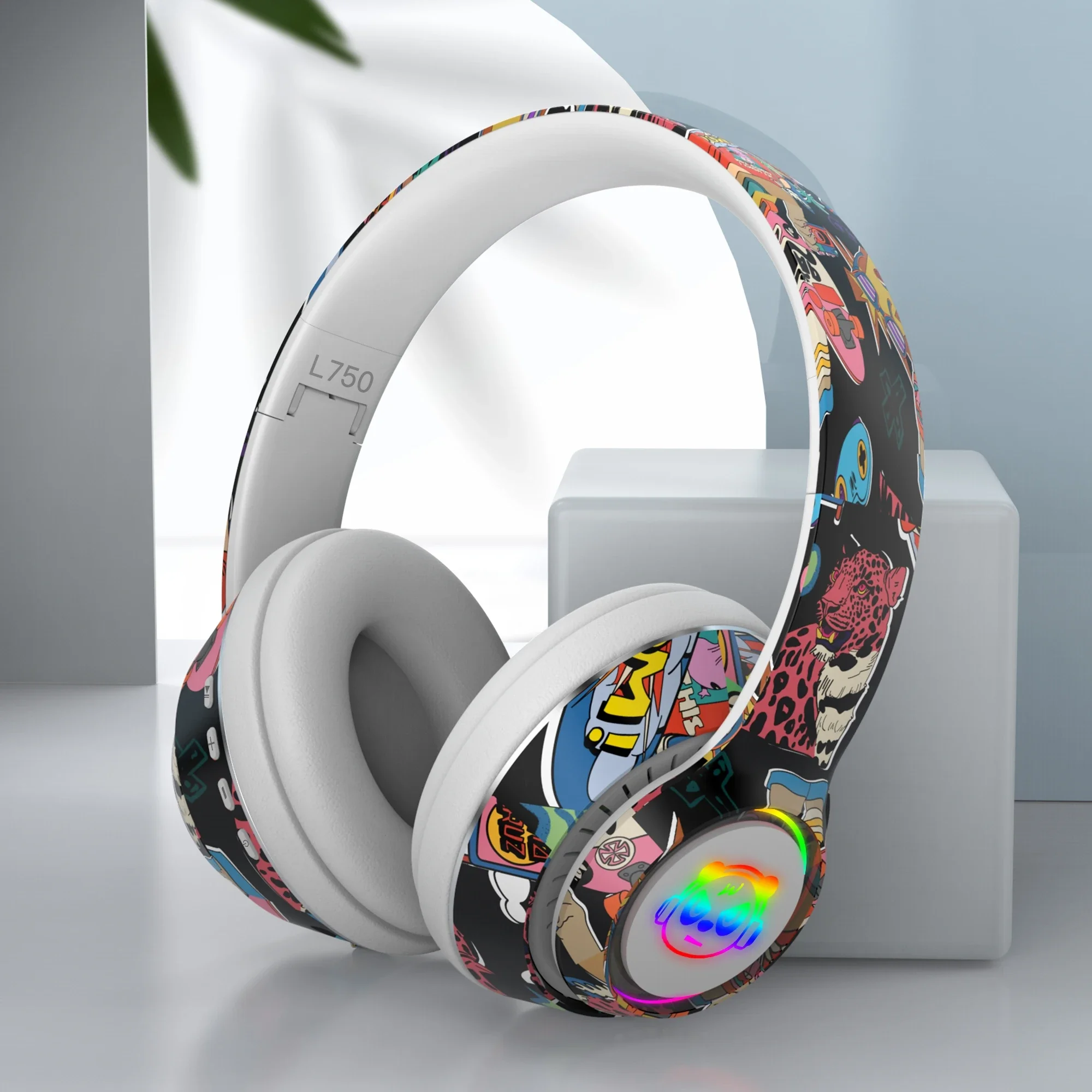 Наушники с граффити Bluetooth 5,1, DJ-гарнитура, беспроводная геймерская гарнитура с микрофоном, RGB светодиодная подсветка для детей, наушники для ПК, геймера, поддержка TF-карты
Наушники с граффити Bluetooth 5,1, DJ-гарнитура, беспроводная геймерская гарнитура с микрофоном, RGB светодиодная подсветка для детей, наушники для ПК, геймера, поддержка TF-карты