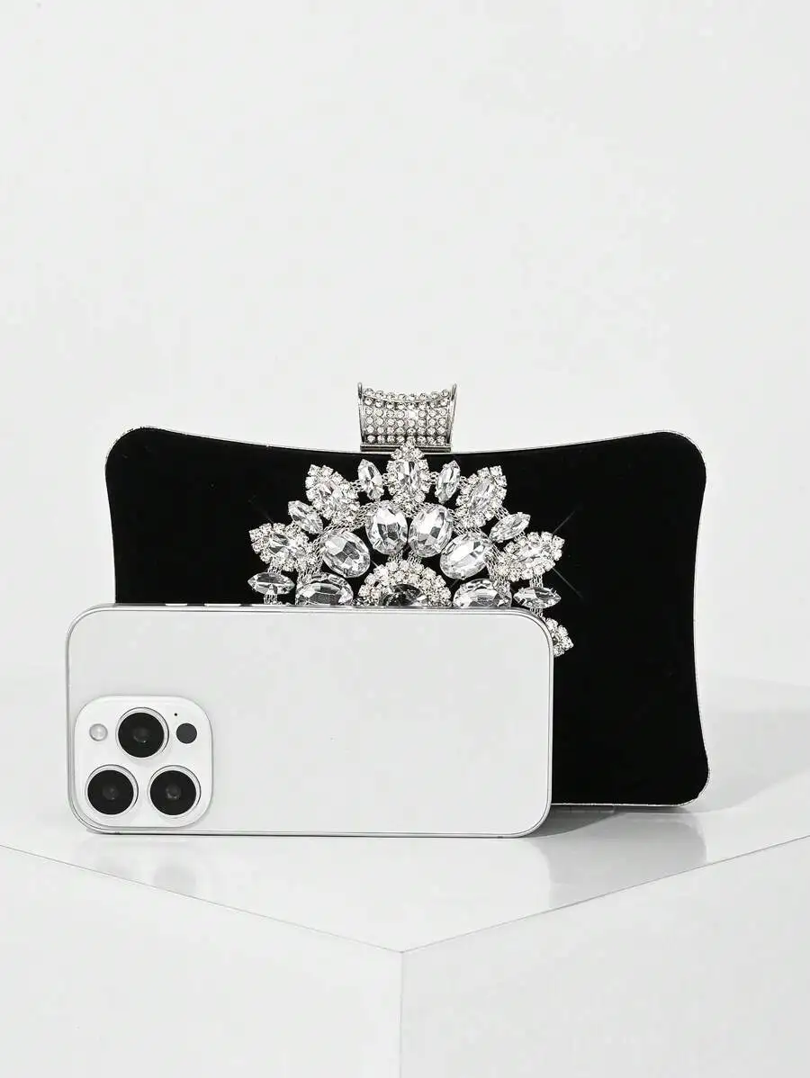 Black Velvet Evening Clutch Bag With Crystal Decoration Formal Party Wedding Handbag
Black Velvet Evening Clutch Bag With Crystal Decoration Formal Party Wedding Handbag