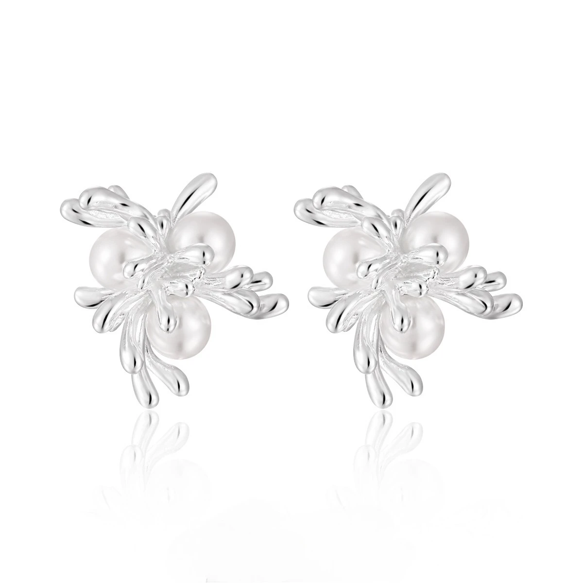 French-style 925 sterling silver firework pearl stud earrings, niche high-end, light luxury style earrings for women.
French-style 925 sterling silver firework pearl stud earrings, niche high-end, light luxury style earrings for women.