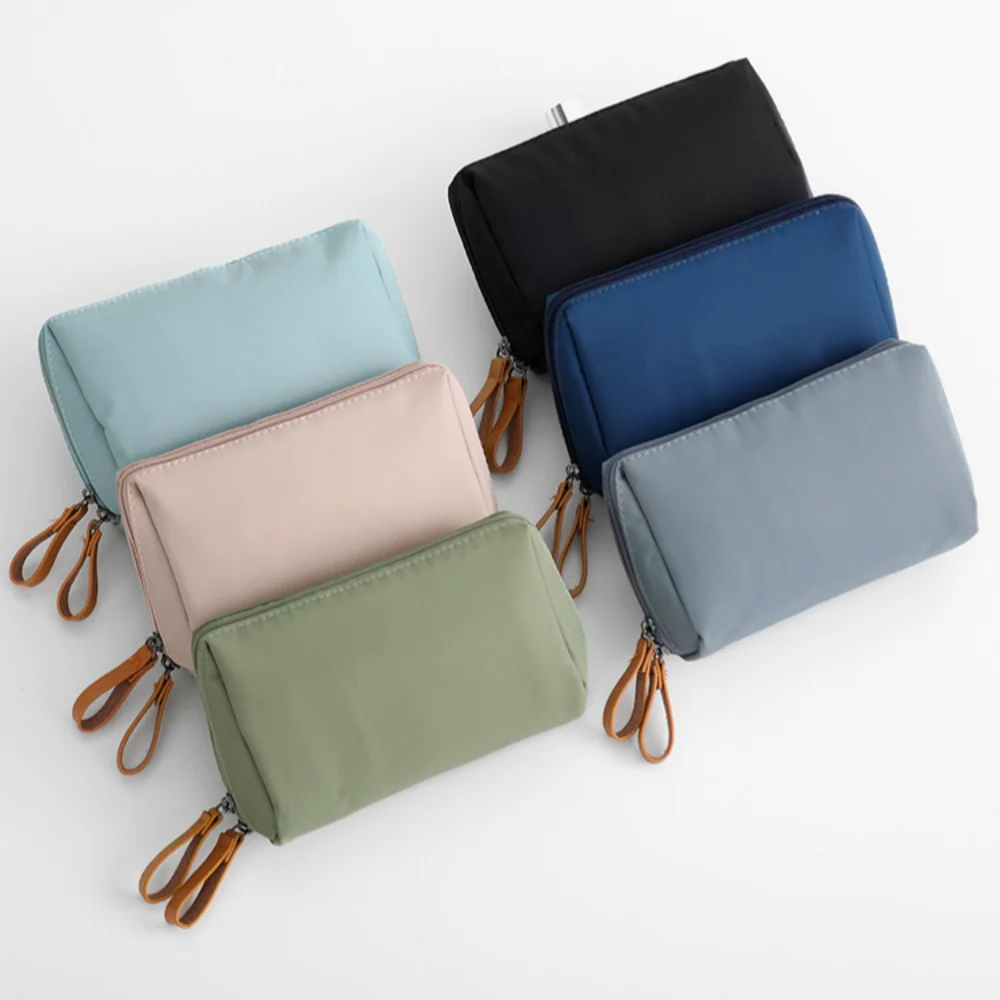 Fashion Large Capacity Travel Cosmetic Bag Waterproof Portable Makeup Pouch Bag Storage Bag Solid Color Toiletry Organizer Women
Fashion Large Capacity Travel Cosmetic Bag Waterproof Portable Makeup Pouch Bag Storage Bag Solid Color Toiletry Organizer Women