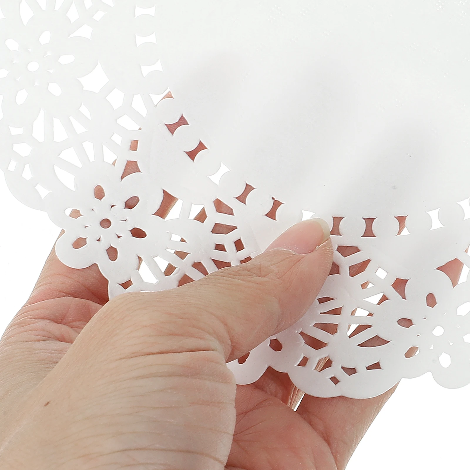 150pcs Baking Paper Liner 6.5 8.5 Inch 10.5 Inch White Lace Hollow Oil Absorbing Pads For Cake Box Packaging Party Table Decor
150pcs Baking Paper Liner 6.5 8.5 Inch 10.5 Inch White Lace Hollow Oil Absorbing Pads For Cake Box Packaging Party Table Decor