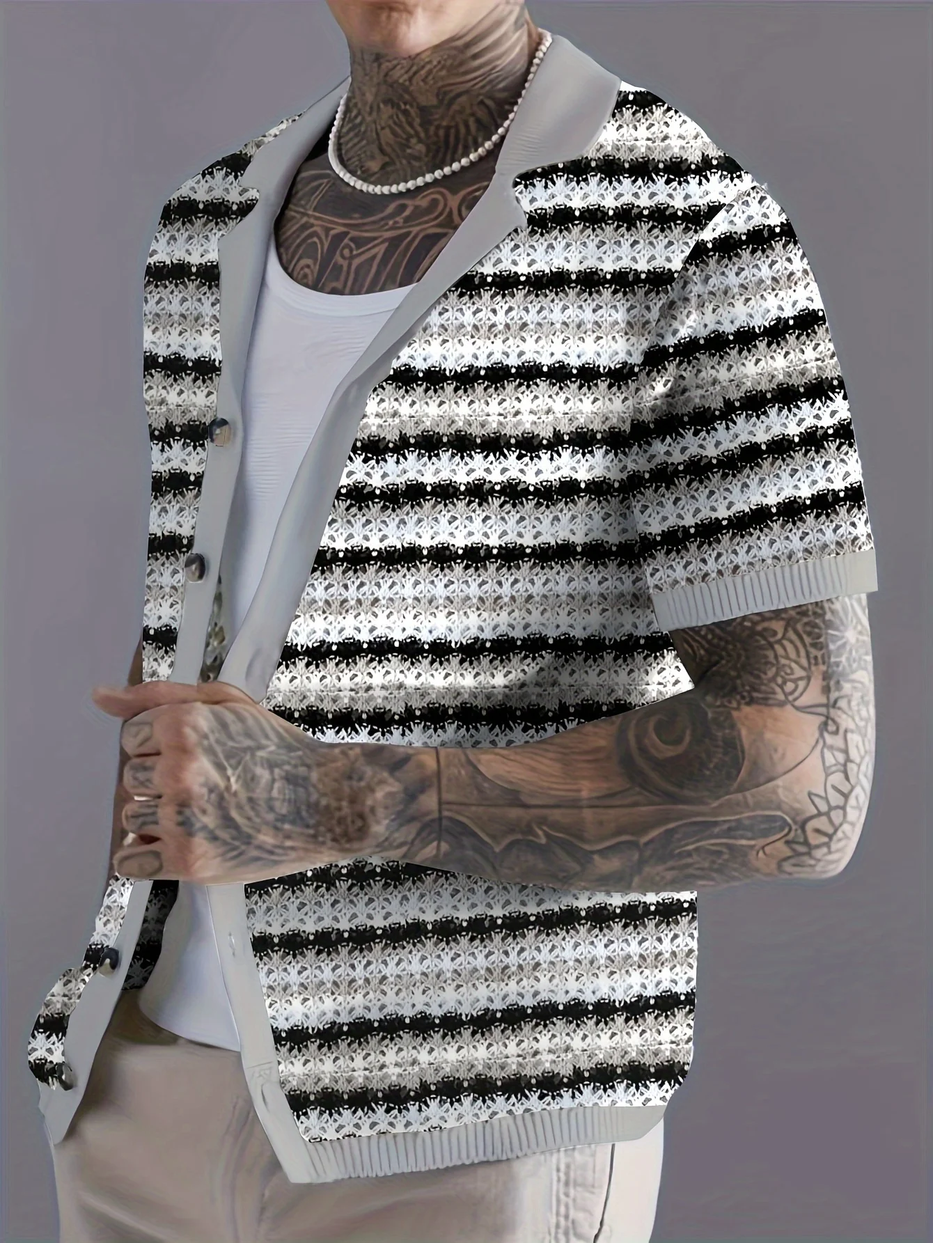 Spring/Summer Men's Leisure Sports Fashion Hollow Knitted Top
Spring/Summer Men's Leisure Sports Fashion Hollow Knitted Top