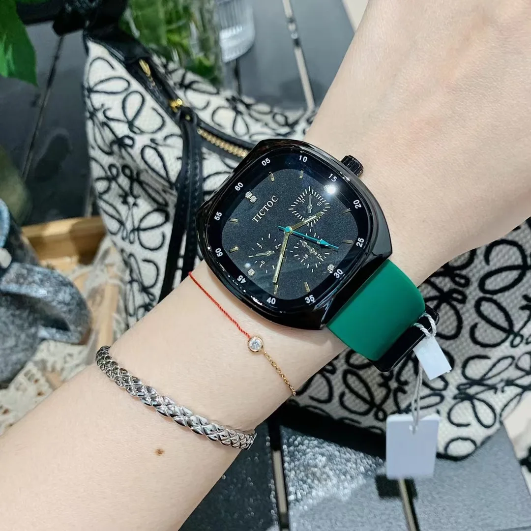 Decorated 3-eye Sports Designer Square Watches for Women Neutral Big Size Leisure Wrist watch Rubber Leather Steel Clocks Quartz
Decorated 3-eye Sports Designer Square Watches for Women Neutral Big Size Leisure Wrist watch Rubber Leather Steel Clocks Quartz
