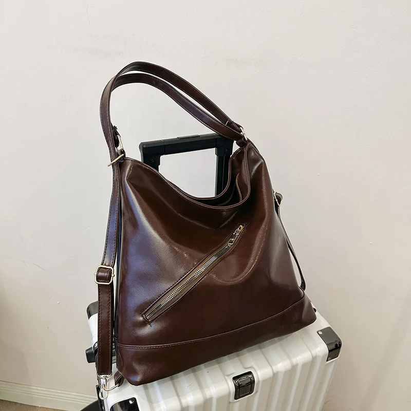 Женская сумка через плечо большого размера в стиле ретро, 2023, новая повседневная универсальная сумка через плечо, сумка на одно плечо
Женская сумка через плечо большого размера в стиле ретро, 2023, новая повседневная универсальная сумка через плечо, сумка на одно плечо