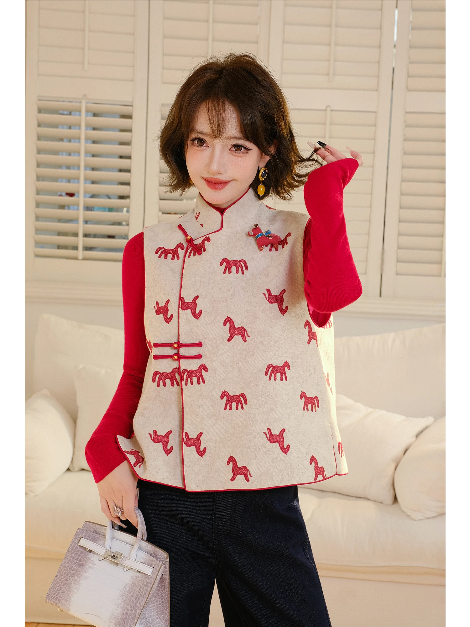 MIUCO New Chinese Sle National Trend Small Embroidery Linen Design Sensation New Year Aosphere Collar Versatile Outerwear...
MIUCO New Chinese Sle National Trend Small Embroidery Linen Design Sensation New Year Aosphere Collar Versatile Outerwear...