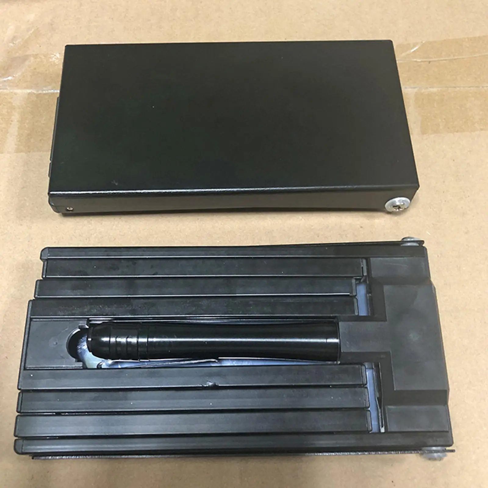 Extendable Under Vehicle Inspection Mirror Handheld LED Security Check Mirror Aluminum Alloy for Car Maintenance Toolkit
Extendable Under Vehicle Inspection Mirror Handheld LED Security Check Mirror Aluminum Alloy for Car Maintenance Toolkit