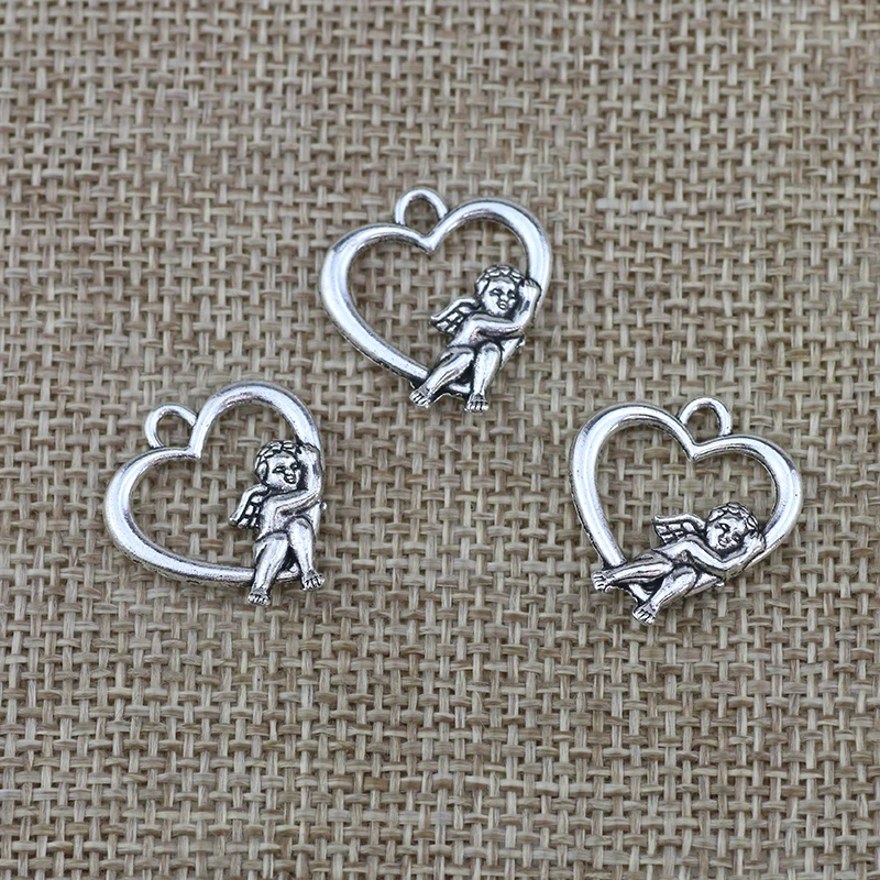 15pcs/Lot 18x20mm Love Angel Hollow Alloy Charms Antique Silver Color Pendants for DIY Jewelry Making Charm
15pcs/Lot 18x20mm Love Angel Hollow Alloy Charms Antique Silver Color Pendants for DIY Jewelry Making Charm