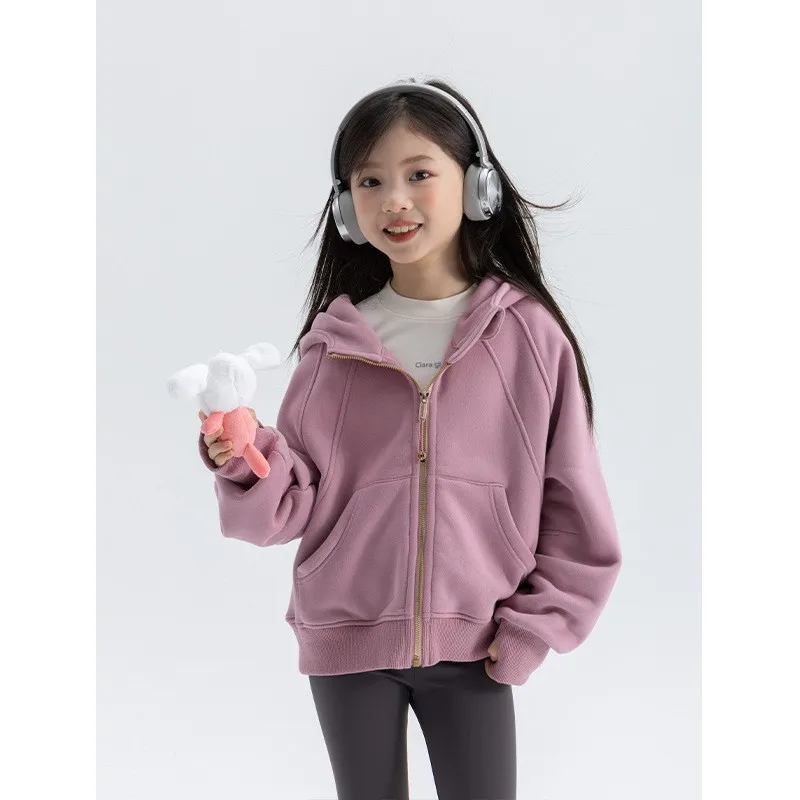 Girls Gold Label Velvet Sports Hoodie 2025 Autumn Winter New Children Fashion Zipper Jacket Top
Girls Gold Label Velvet Sports Hoodie 2025 Autumn Winter New Children Fashion Zipper Jacket Top