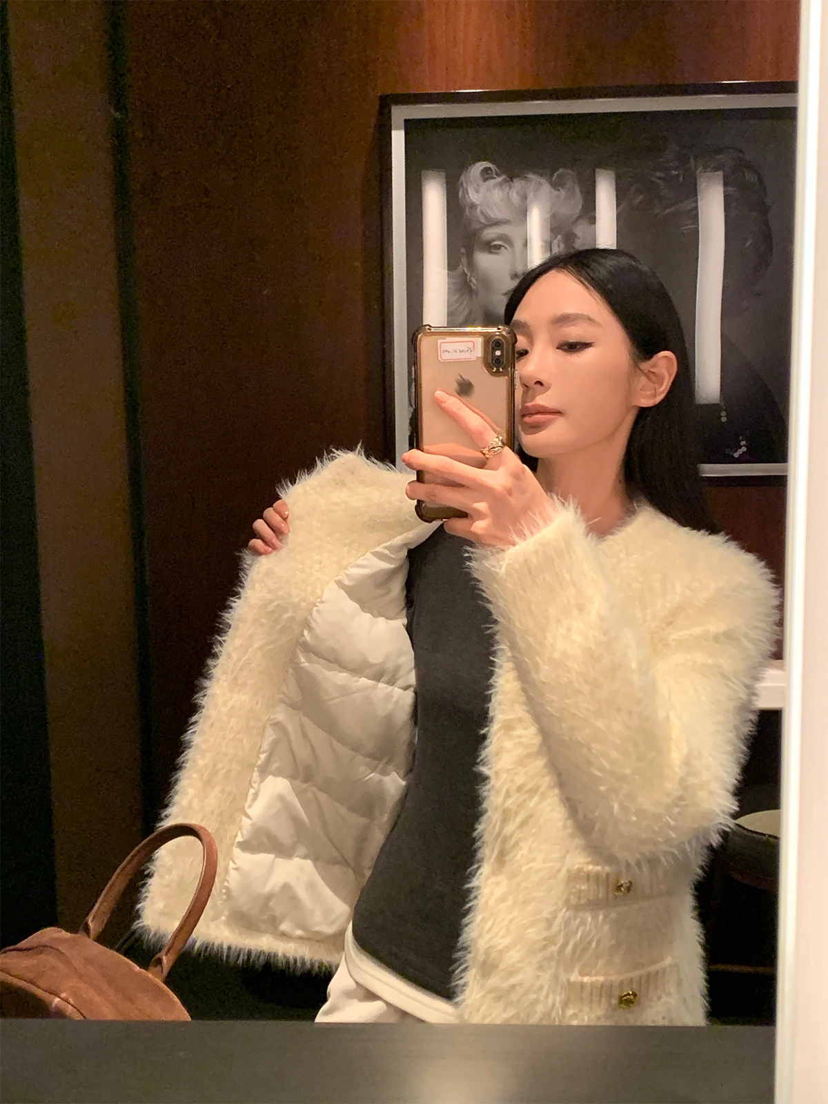 ZhouMiao Women's Classic Chequerboard Pattern down Jaet White Du Feather Warm Long Sve oulder Padded Coat Commute Sle
ZhouMiao Women's Classic Chequerboard Pattern down Jaet White Du Feather Warm Long Sve oulder Padded Coat Commute Sle