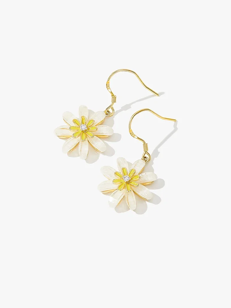 Delicate small daisy flower earrings women's niche temperament high-end earrings
Delicate small daisy flower earrings women's niche temperament high-end earrings