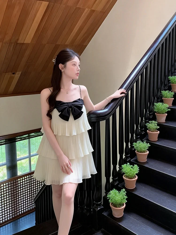 French Style Knot Backless Off-Shoulder Sleeveless Dress Cake Skirt Loose Fit Casual Date Party Travel Summer New A...
French Style Knot Backless Off-Shoulder Sleeveless Dress Cake Skirt Loose Fit Casual Date Party Travel Summer New A...