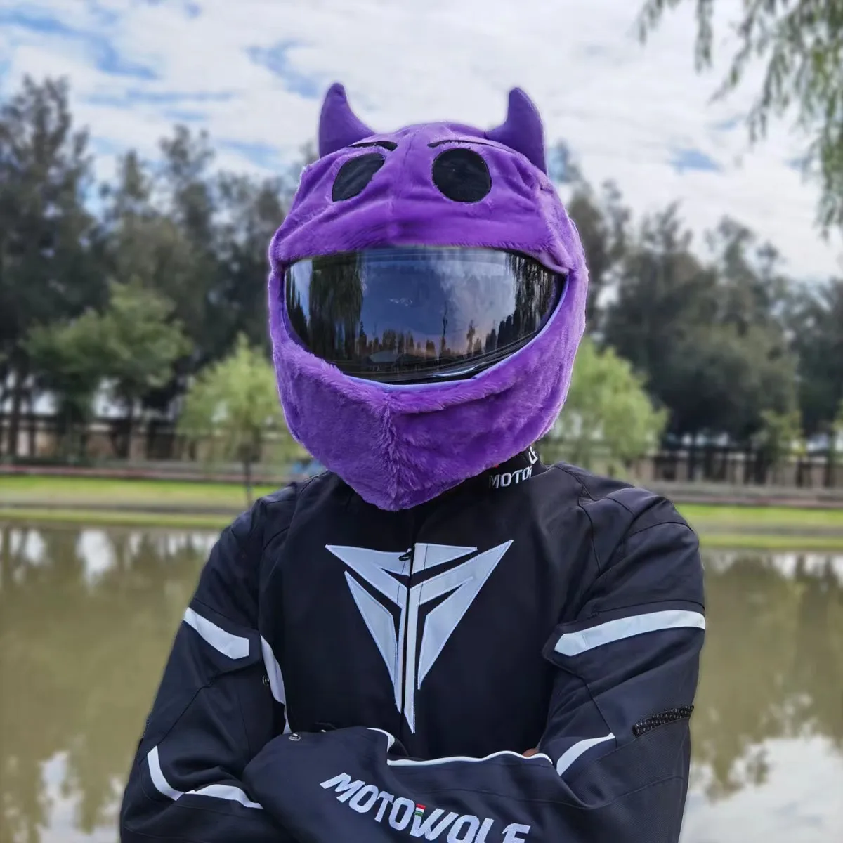 Helmet Protective Cover Purple Devil Cartoon Plush Skiing Helmet Cover Riding Helmet Decoration Fashionable and Versatile
Helmet Protective Cover Purple Devil Cartoon Plush Skiing Helmet Cover Riding Helmet Decoration Fashionable and Versatile