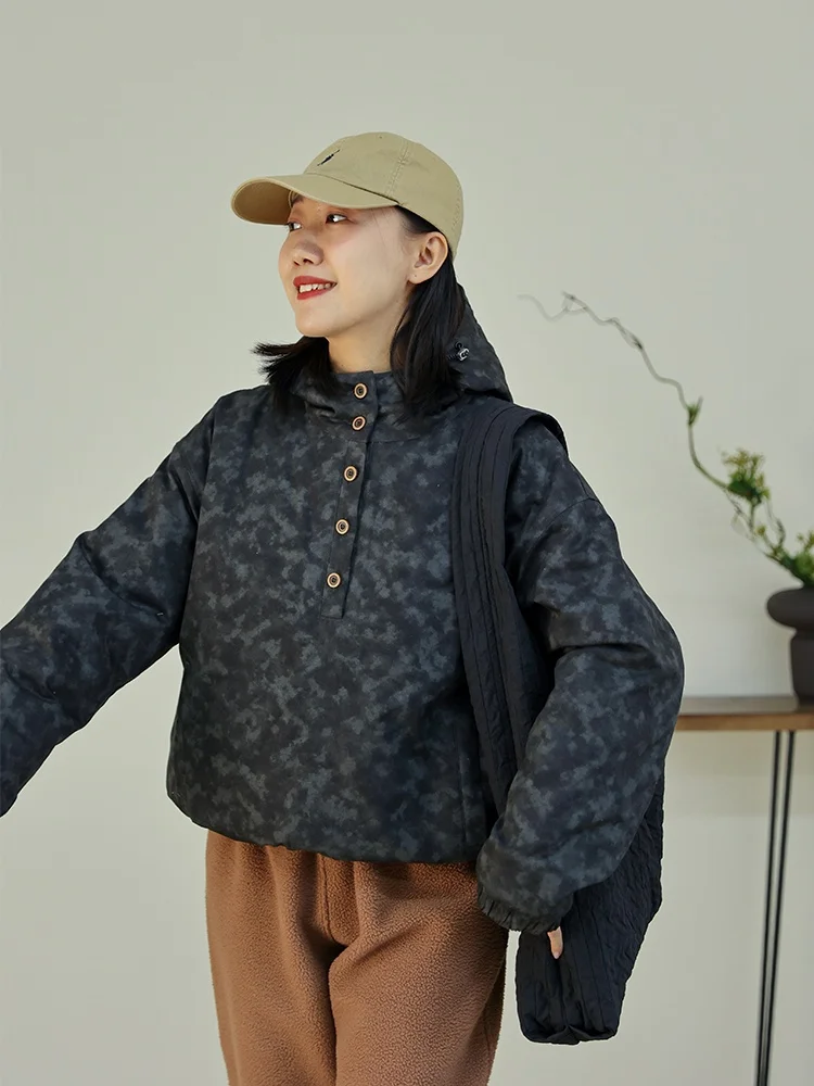 Зимнее новое пальто Zhi Original из утепленного хлопка с капюшоном, свободного кроя, в стиле ретро, с художественным дизайном, для женщин Nanfu Fashion
Зимнее новое пальто Zhi Original из утепленного хлопка с капюшоном, свободного кроя, в стиле ретро, с художественным дизайном, для женщин Nanfu Fashion