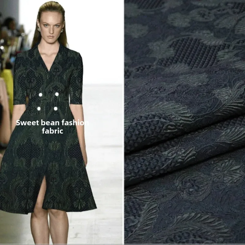 Окрашенная в пряжу парчовая жаккардовая ткань, весна-лето, ретро-дворец, темный узор, тисненая куртка, модная брендовая дизайнерская ткань
Окрашенная в пряжу парчовая жаккардовая ткань, весна-лето, ретро-дворец, темный узор, тисненая куртка, модная брендовая дизайнерская ткань