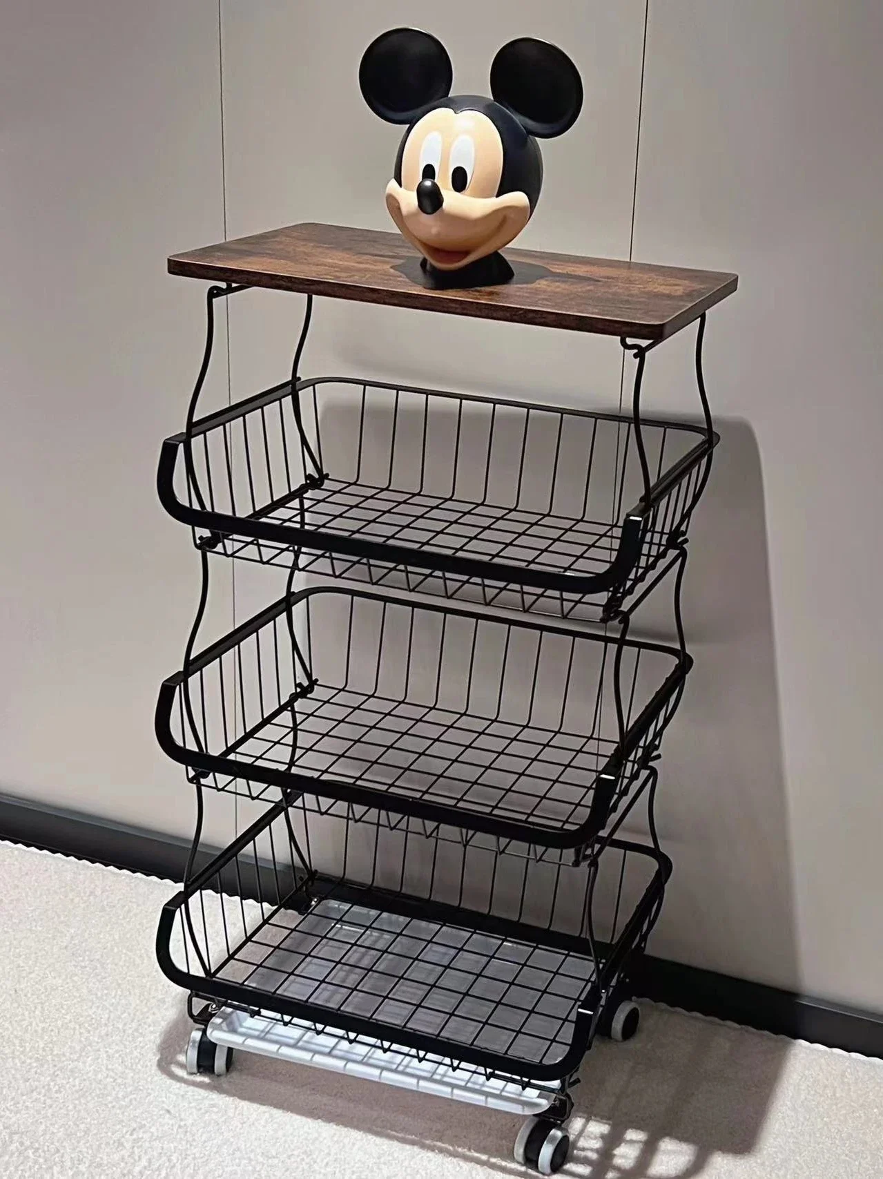 Kitchen Fruit and Vegetable Shelves Household Multi-layer Movable Floor Cart
Kitchen Fruit and Vegetable Shelves Household Multi-layer Movable Floor Cart