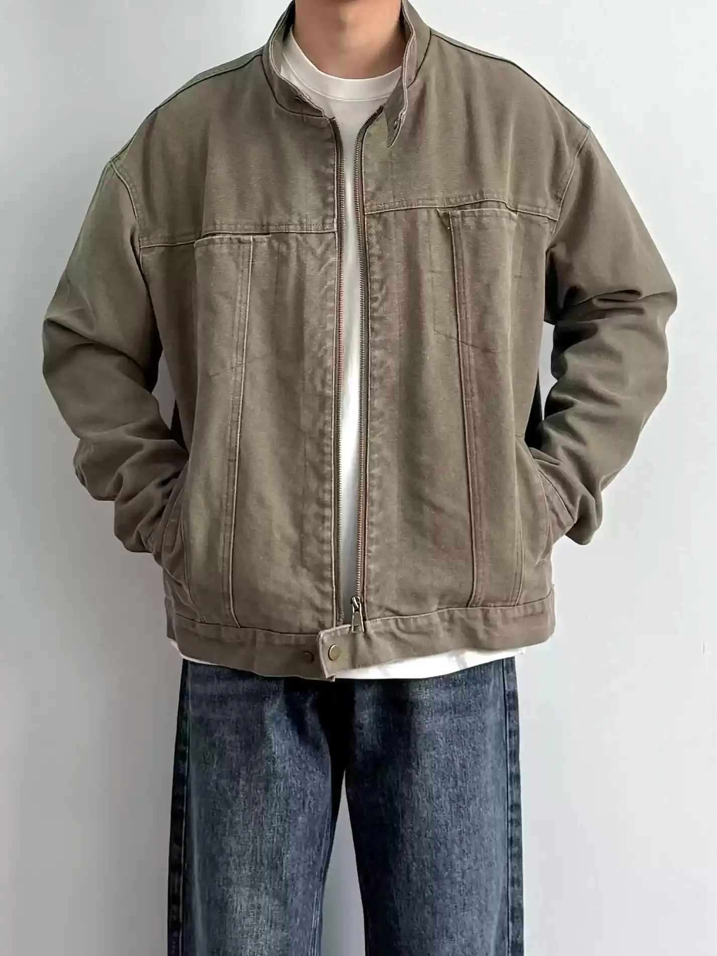 Мужская рабочая одежда в стиле ретро с американской талией, весенне-осенняя свободная повседневная мужская модная брендовая универсальная куртка с воротником-стойкой
Мужская рабочая одежда в стиле ретро с американской талией, весенне-осенняя свободная повседневная мужская модная брендовая универсальная куртка с воротником-стойкой