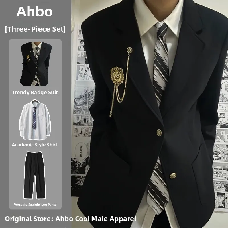 Мужской костюм-двойка весна-осень в корейском стиле: пиджак двубортный с широким воротником и брюки, свободный крой, в университетском стиле
Мужской костюм-двойка весна-осень в корейском стиле: пиджак двубортный с широким воротником и брюки, свободный крой, в университетском стиле