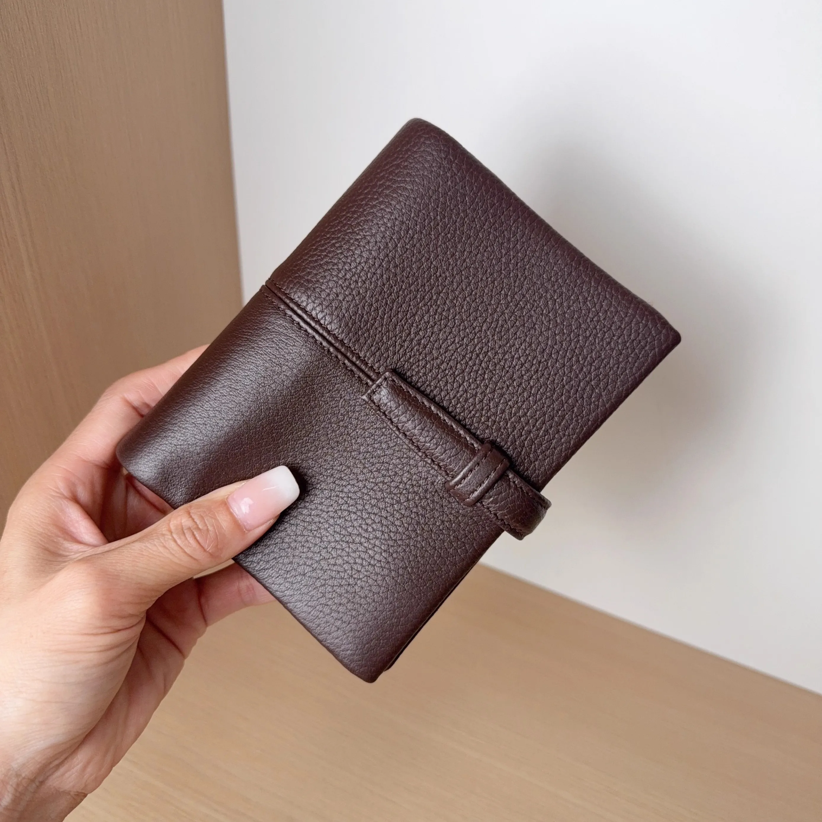 Ежедневник-планер A7 2026 из натуральной кожи, темно-коричневый, блокнот, органайзер, канцелярские принадлежности
Ежедневник-планер A7 2026 из натуральной кожи, темно-коричневый, блокнот, органайзер, канцелярские принадлежности