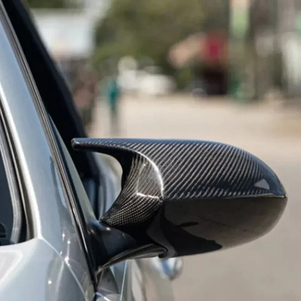ABS Rearview Mirror Cap ABS Mirror Shells 29*13*15cm E90 E91 E92 Mirror Cover Clip-On Attachment Compatible With Pre-LCI
ABS Rearview Mirror Cap ABS Mirror Shells 29*13*15cm E90 E91 E92 Mirror Cover Clip-On Attachment Compatible With Pre-LCI
