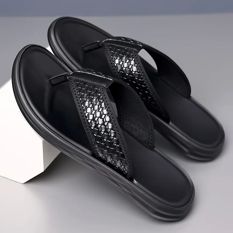 High Quality Men's Slippers Outdoor Flip-flops Beach Sandals Indoor Design Men Non-slip Slides Men Beach Slippers Outdoor Shoes
High Quality Men's Slippers Outdoor Flip-flops Beach Sandals Indoor Design Men Non-slip Slides Men Beach Slippers Outdoor Shoes