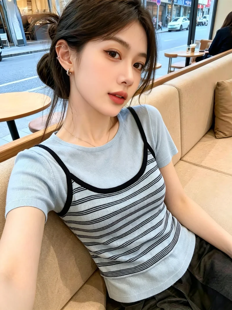 Korean Style Striped Color Block Knitwear Women's Summer New Design Sense Fake Two-Year Age Top Self-Keeping Style Short Slee...
Korean Style Striped Color Block Knitwear Women's Summer New Design Sense Fake Two-Year Age Top Self-Keeping Style Short Slee...