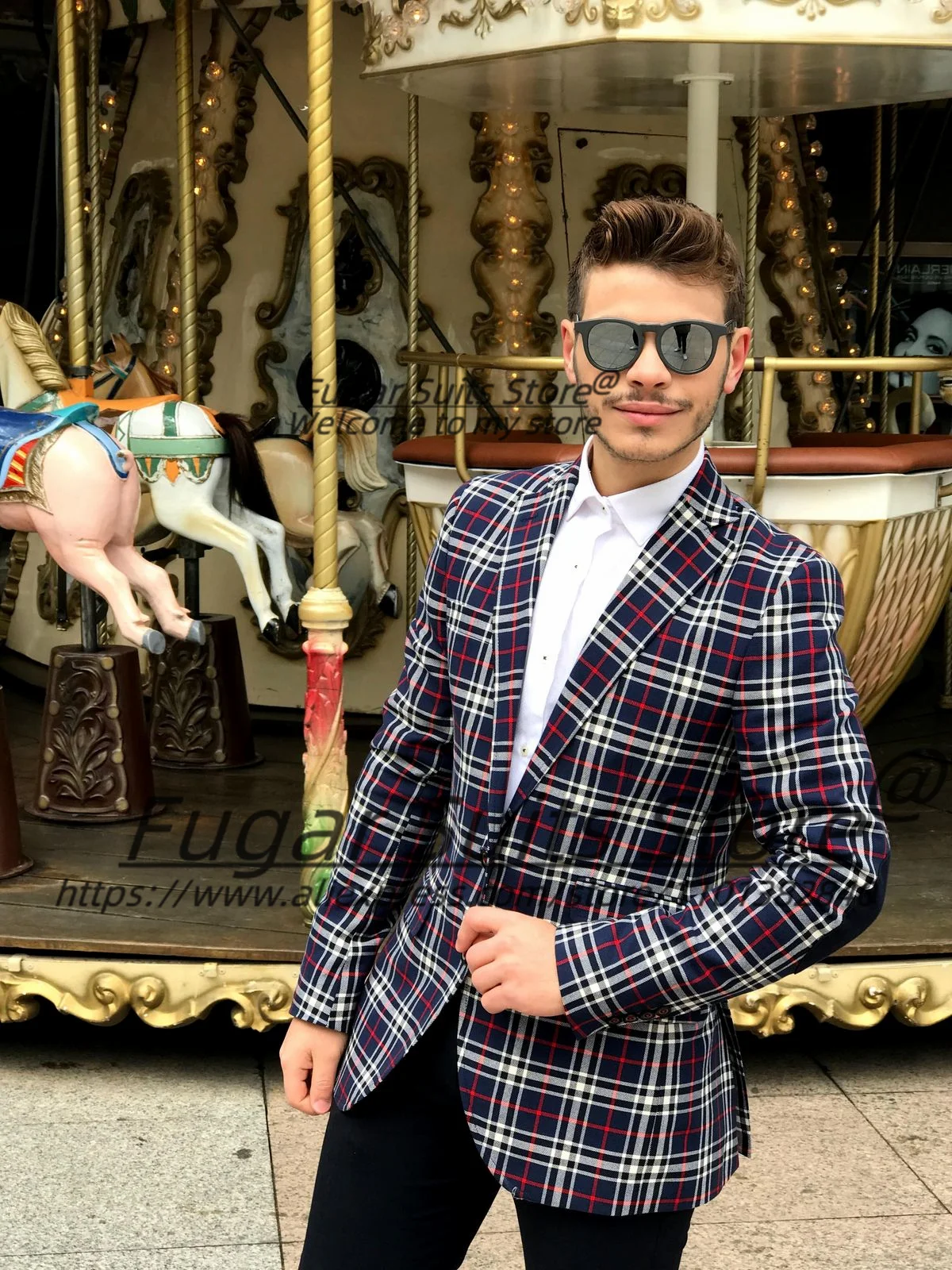 Handsome Plaid Men Suits Customized Slim Fit Notched Lapel Groom Wedding Tuxedos 2 Pieces Sets Male Prom Blazers Costume Homme
Handsome Plaid Men Suits Customized Slim Fit Notched Lapel Groom Wedding Tuxedos 2 Pieces Sets Male Prom Blazers Costume Homme