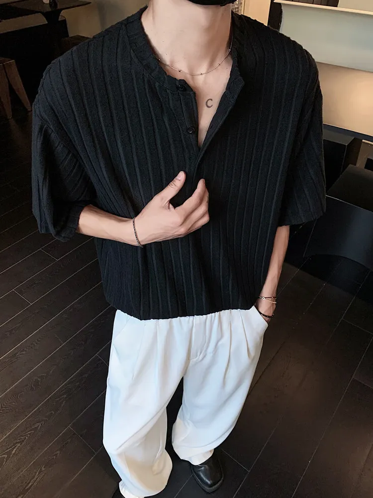 Bla Henry Collar ort Sve T-irt Men's Summer Stripe Texture Five Sve Korean Version Trendy Haome f Sve T-...
Bla Henry Collar ort Sve T-irt Men's Summer Stripe Texture Five Sve Korean Version Trendy Haome f Sve T-...