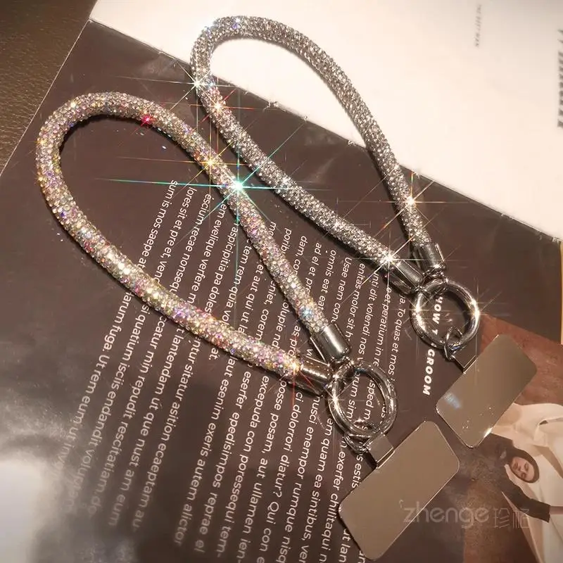 Short Full Diamond Mobile Phone Lanyard Women's Fragrant Wind Short Wrist Phone Case Universal Anyard Metal Clip Lanyard
Short Full Diamond Mobile Phone Lanyard Women's Fragrant Wind Short Wrist Phone Case Universal Anyard Metal Clip Lanyard