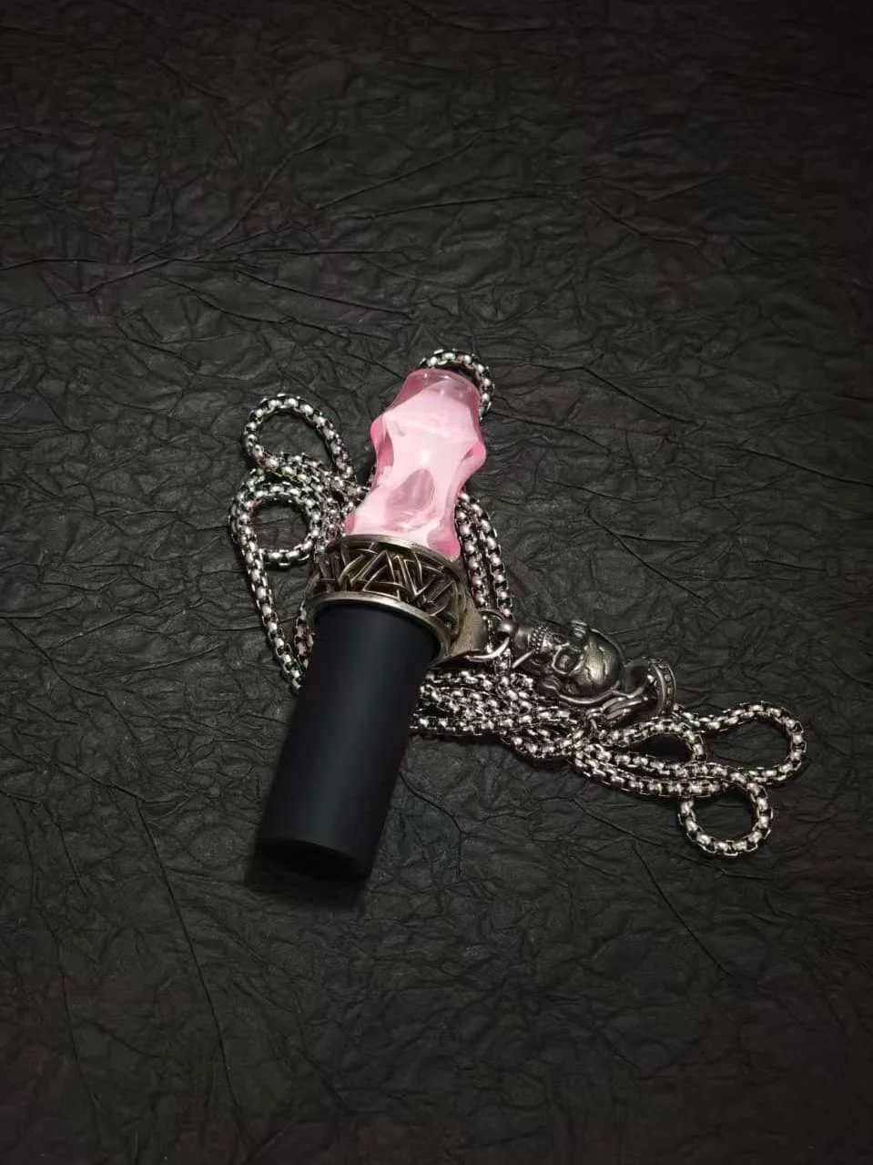 Новый розовый высококачественный мундштук для сигарет из полимерной смолы с отсоединяемой цепочкой на шею, персонализированный аксессуар для сигарет
Новый розовый высококачественный мундштук для сигарет из полимерной смолы с отсоединяемой цепочкой на шею, персонализированный аксессуар для сигарет