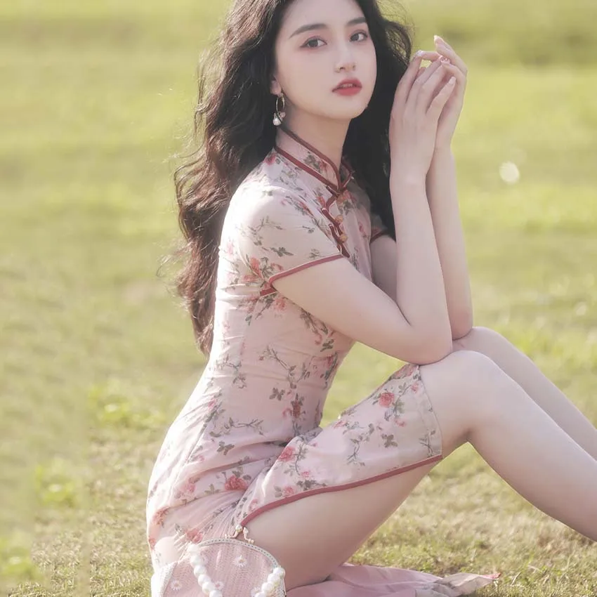 Pink Floral Cheongsam Short Sleeve Vintage Dress Slim-fit Summer Women Costumes Improved Qipao S To 3XL
Pink Floral Cheongsam Short Sleeve Vintage Dress Slim-fit Summer Women Costumes Improved Qipao S To 3XL