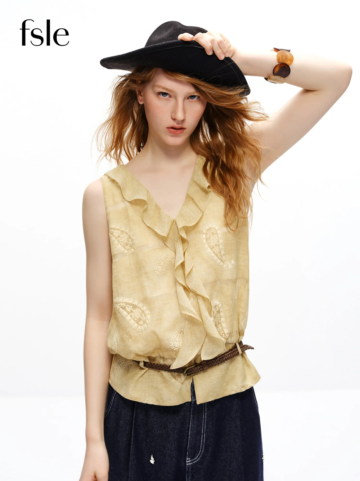 FSLE 【Premium Series】 Women's 2026 Summer New Vintage Sweet V-Neck Ruffled Sleeveless Blouse Elegant Casual Chic Top with Belt
FSLE 【Premium Series】 Women's 2026 Summer New Vintage Sweet V-Neck Ruffled Sleeveless Blouse Elegant Casual Chic Top with Belt