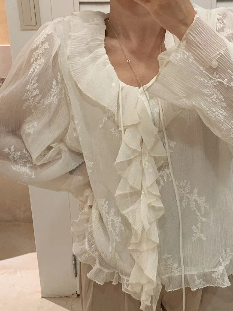 Элегантная женская блузка с вышивкой и длинными рукавами в корейском стиле, весенняя коллекция, красивая, не деформируется при стирке
Элегантная женская блузка с вышивкой и длинными рукавами в корейском стиле, весенняя коллекция, красивая, не деформируется при стирке