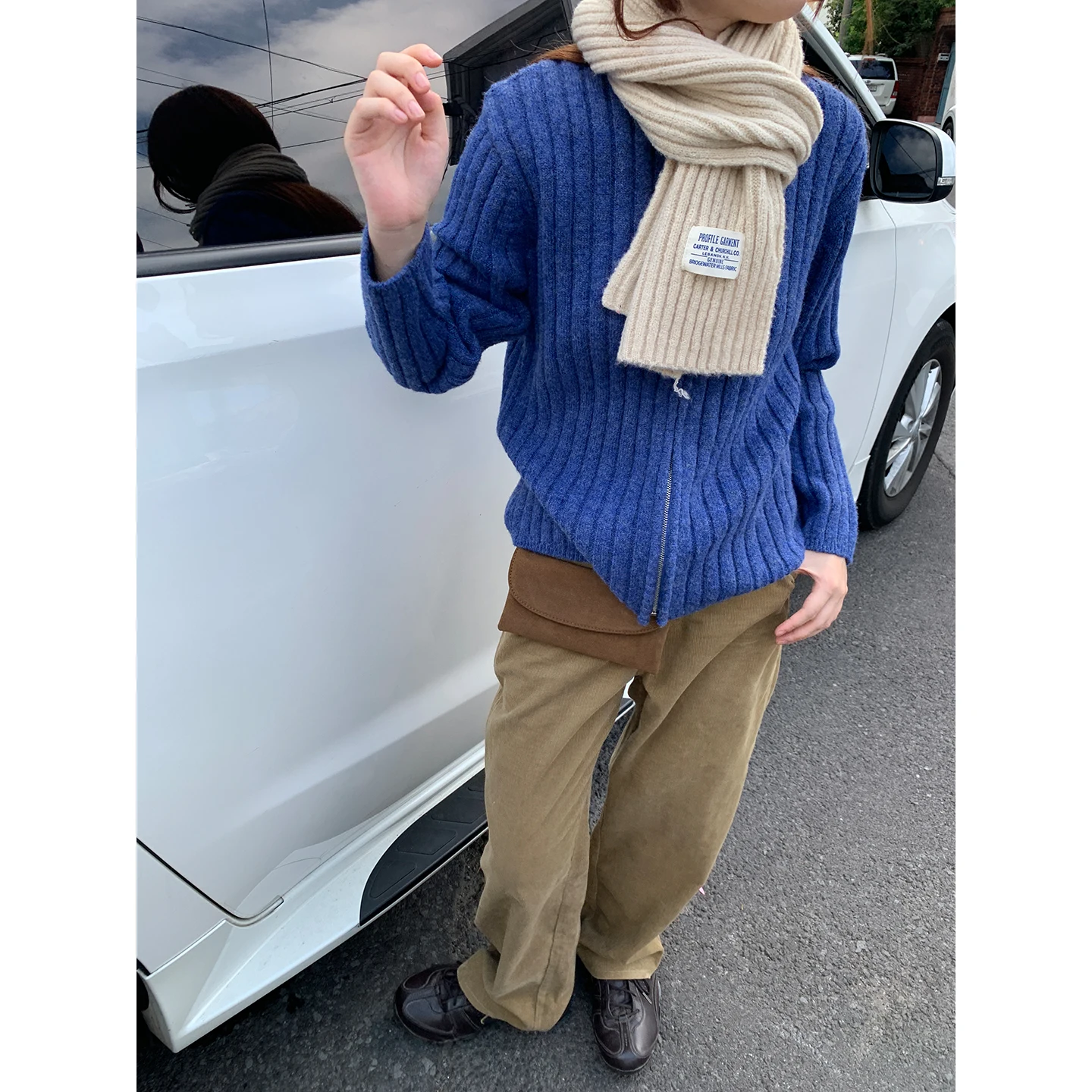 Утягивающий вязаный шерстяной кардиган, свитер, женский модный ретро-дизайн, внутренняя одежда, осенняя верхняя одежда, длинный све, круглый Ne
Утягивающий вязаный шерстяной кардиган, свитер, женский модный ретро-дизайн, внутренняя одежда, осенняя верхняя одежда, длинный све, круглый Ne