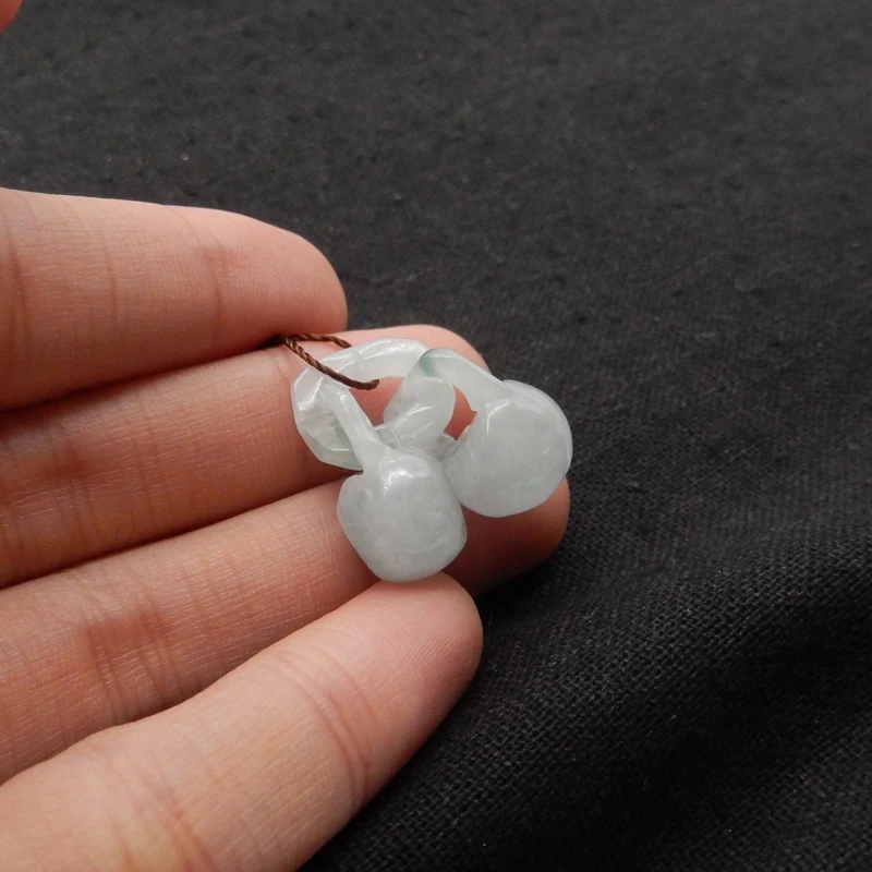 Natural Jade Fashion Jewelry Necklace Accessories Carving Lock Shape Pendant Bead 14x12x9mm 5.7g
Natural Jade Fashion Jewelry Necklace Accessories Carving Lock Shape Pendant Bead 14x12x9mm 5.7g