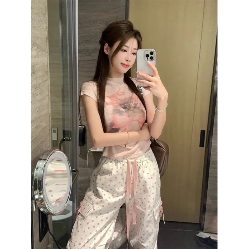 Summer New Pink Kawaii Cat Print T-shirts American Retro Y2k Subculture Short Sleeve Tees Women's Harajuku Slim-fit Short Tops
Summer New Pink Kawaii Cat Print T-shirts American Retro Y2k Subculture Short Sleeve Tees Women's Harajuku Slim-fit Short Tops
