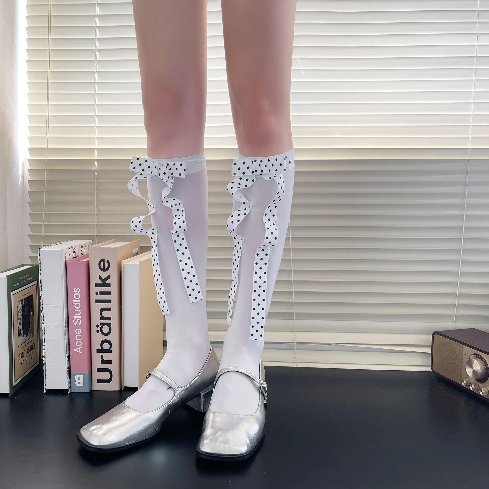 Women's Socks Korean Cute Y2K Sweet Cool 3D Polka Dot Bow Kawaii Fashionable Verstaile Princess Style Calf Socks For Girl
Women's Socks Korean Cute Y2K Sweet Cool 3D Polka Dot Bow Kawaii Fashionable Verstaile Princess Style Calf Socks For Girl