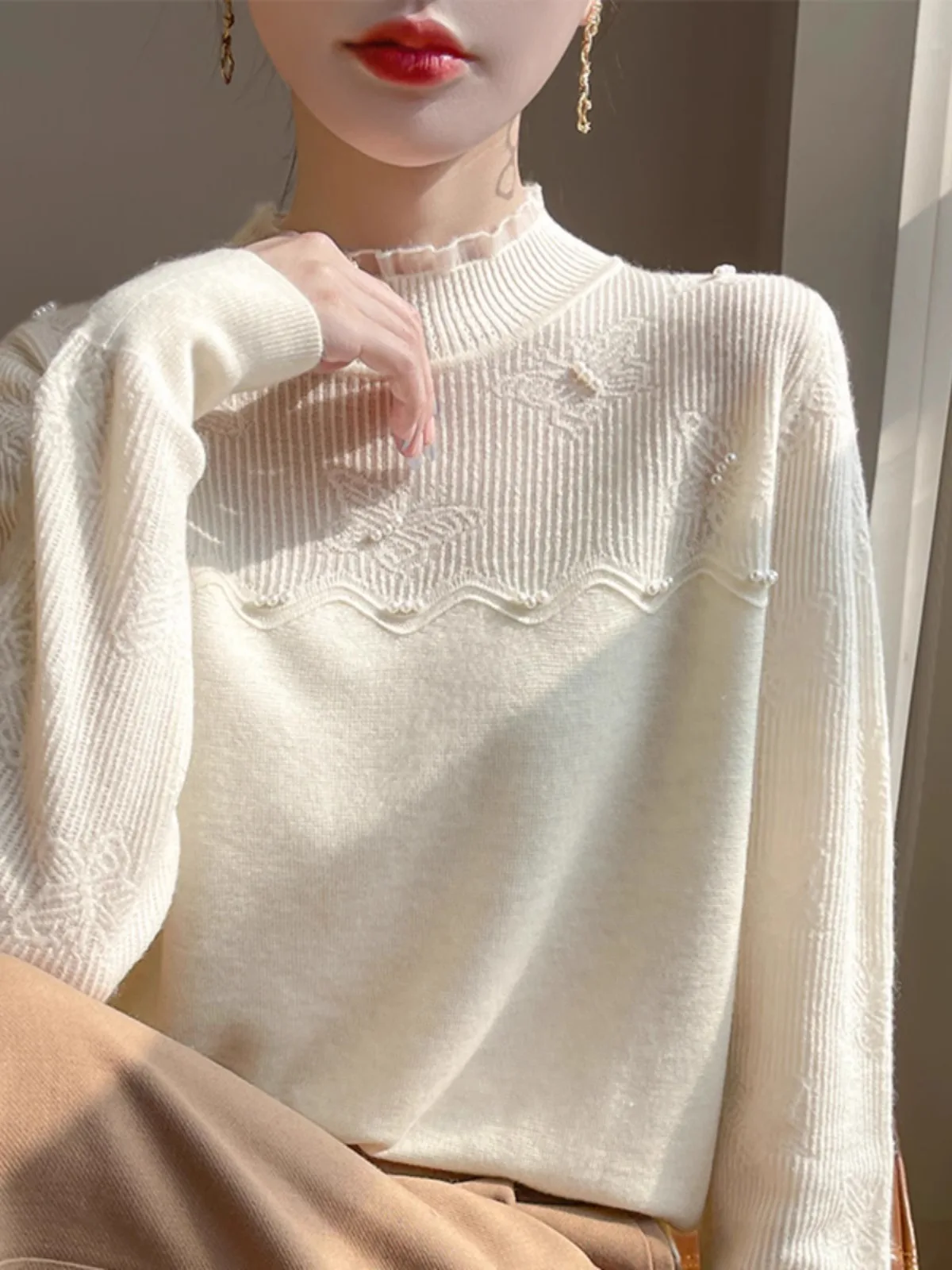 Autumn Winter Lace Pearl Embellied Knitwear f High Collar Sweater Inner Wear Wooden Trim Outerwear Faionable Base...
Autumn Winter Lace Pearl Embellied Knitwear f High Collar Sweater Inner Wear Wooden Trim Outerwear Faionable Base...