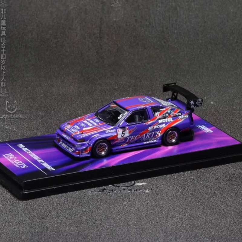 INNO масштаб 1:64 TYT AE86 N2 сплав имитация модели автомобиля статическая коллекция украшенные праздничные подарки игрушки сувенирный подарок
INNO масштаб 1:64 TYT AE86 N2 сплав имитация модели автомобиля статическая коллекция украшенные праздничные подарки игрушки сувенирный подарок