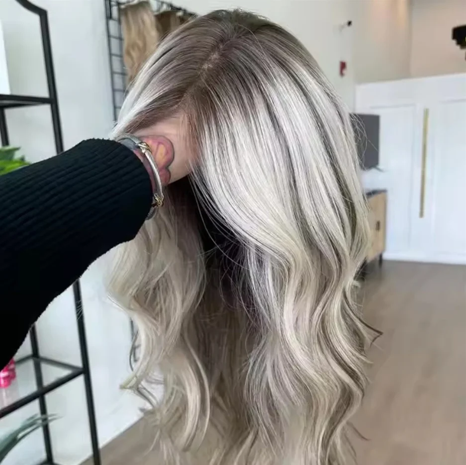 Серебристый серый синтетический парик фронта шнурка 13x4 для женщин 24-дюймовые длинные объемные волны бесклеевые парики Серые термостойкие парики Парик средней части
Серебристый серый синтетический парик фронта шнурка 13x4 для женщин 24-дюймовые длинные объемные волны бесклеевые парики Серые термостойкие парики Парик средней части