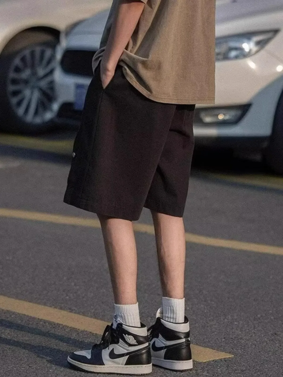 Summer Thin Straight Leg ort Pants Men's Casual Trendy Sport High Street American Design Versatile Five-Quarter Pants
Summer Thin Straight Leg ort Pants Men's Casual Trendy Sport High Street American Design Versatile Five-Quarter Pants