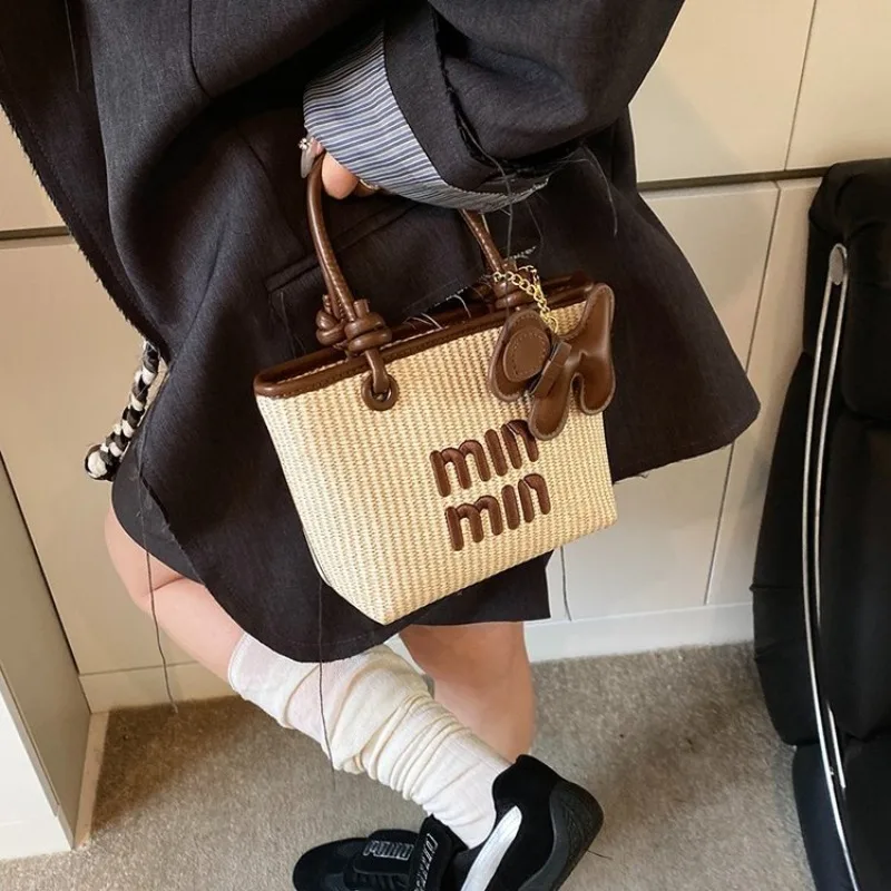 Versatile Shoulder Bag For Women Prepared For Spontaneous Adventures And Planned Appointments
Versatile Shoulder Bag For Women Prepared For Spontaneous Adventures And Planned Appointments