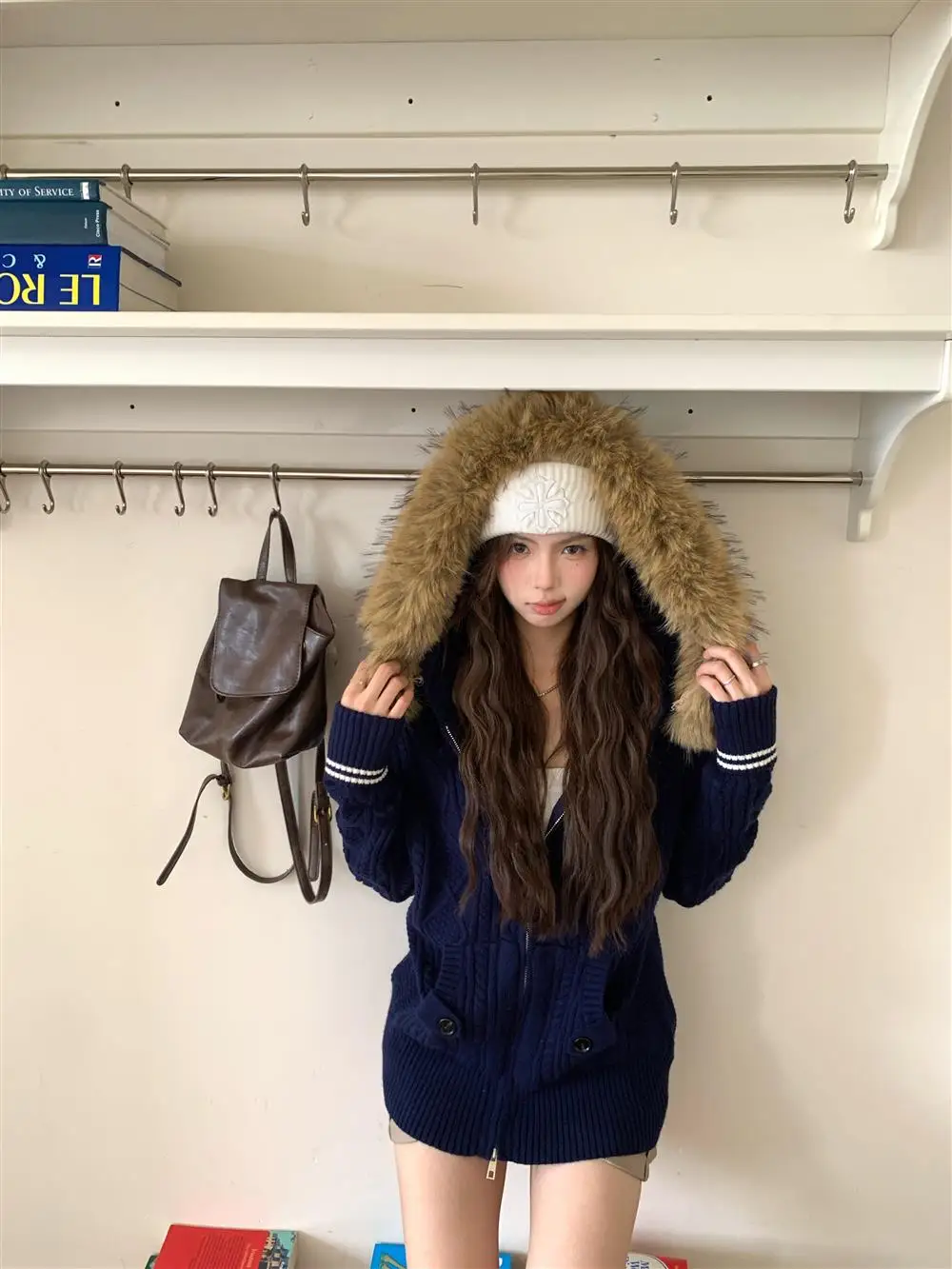 Свободное женское вязаное пальто с меховым воротником и двойной молнией, длинная толстовка с капюшоном Све, свитер, кардиган на осень, повседневная одежда
Свободное женское вязаное пальто с меховым воротником и двойной молнией, длинная толстовка с капюшоном Све, свитер, кардиган на осень, повседневная одежда