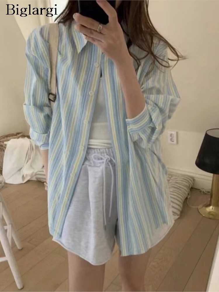 Spring Autumn Striped Print Shirts Women Long Sleeve Fashion Casual Loose Ladies Blouses Korean Style Woman Shirt Coats
Spring Autumn Striped Print Shirts Women Long Sleeve Fashion Casual Loose Ladies Blouses Korean Style Woman Shirt Coats