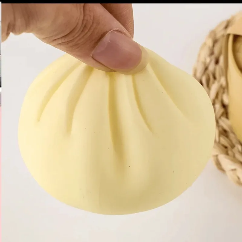Kawaii Flour Dumpling Squishy Toy, Simulation Big Bun Squeeze Fidget, Portable Stress Relief Toy for All Ages
Kawaii Flour Dumpling Squishy Toy, Simulation Big Bun Squeeze Fidget, Portable Stress Relief Toy for All Ages