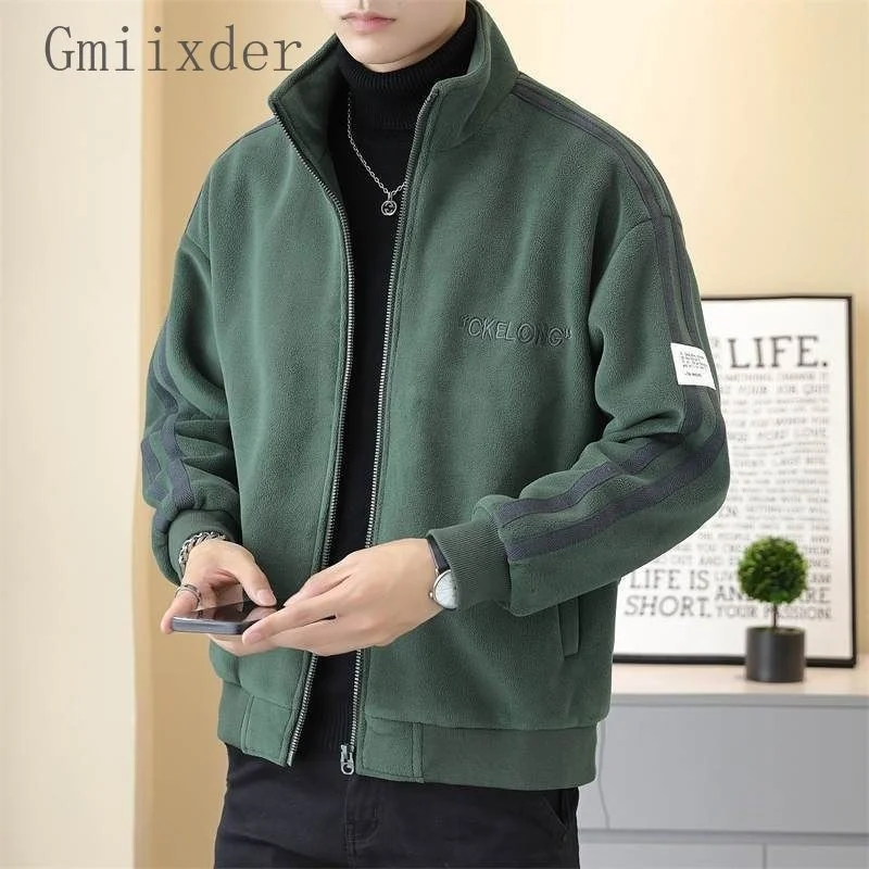 Men Autumn Winter Stripes Fleece Jacket Warm Padded Coat Men's Loose Zipper Polar Letter Collage Embroidery Overcoat
Men Autumn Winter Stripes Fleece Jacket Warm Padded Coat Men's Loose Zipper Polar Letter Collage Embroidery Overcoat