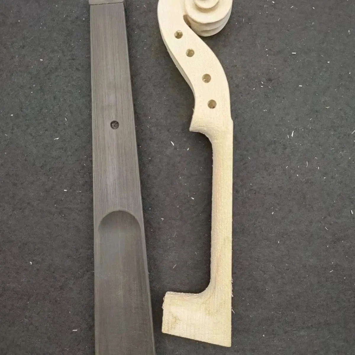 15" or 16 or 17" inches Viola Neck Head with Fingerboard Fretboartd Maple Ebony Wood Carved
15" or 16 or 17" inches Viola Neck Head with Fingerboard Fretboartd Maple Ebony Wood Carved