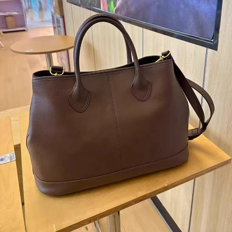 Women's Genuine Leather Handbag Cowhide Full Grain Cow Leather Female Daily Commuter Tote Bag Large Capacity Single Shoulder Bag
Women's Genuine Leather Handbag Cowhide Full Grain Cow Leather Female Daily Commuter Tote Bag Large Capacity Single Shoulder Bag