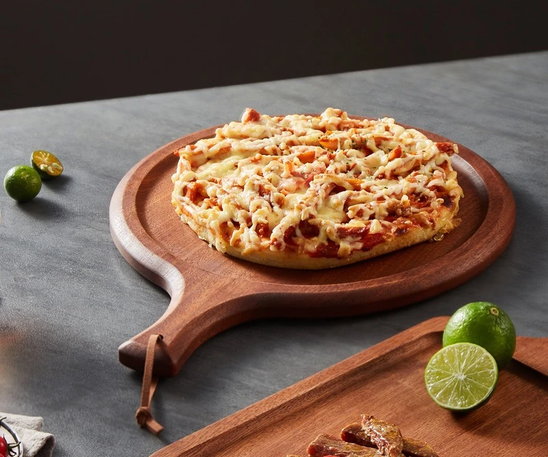 Wooden household solid wood pizza board western food cutting board wooden tray
Wooden household solid wood pizza board western food cutting board wooden tray