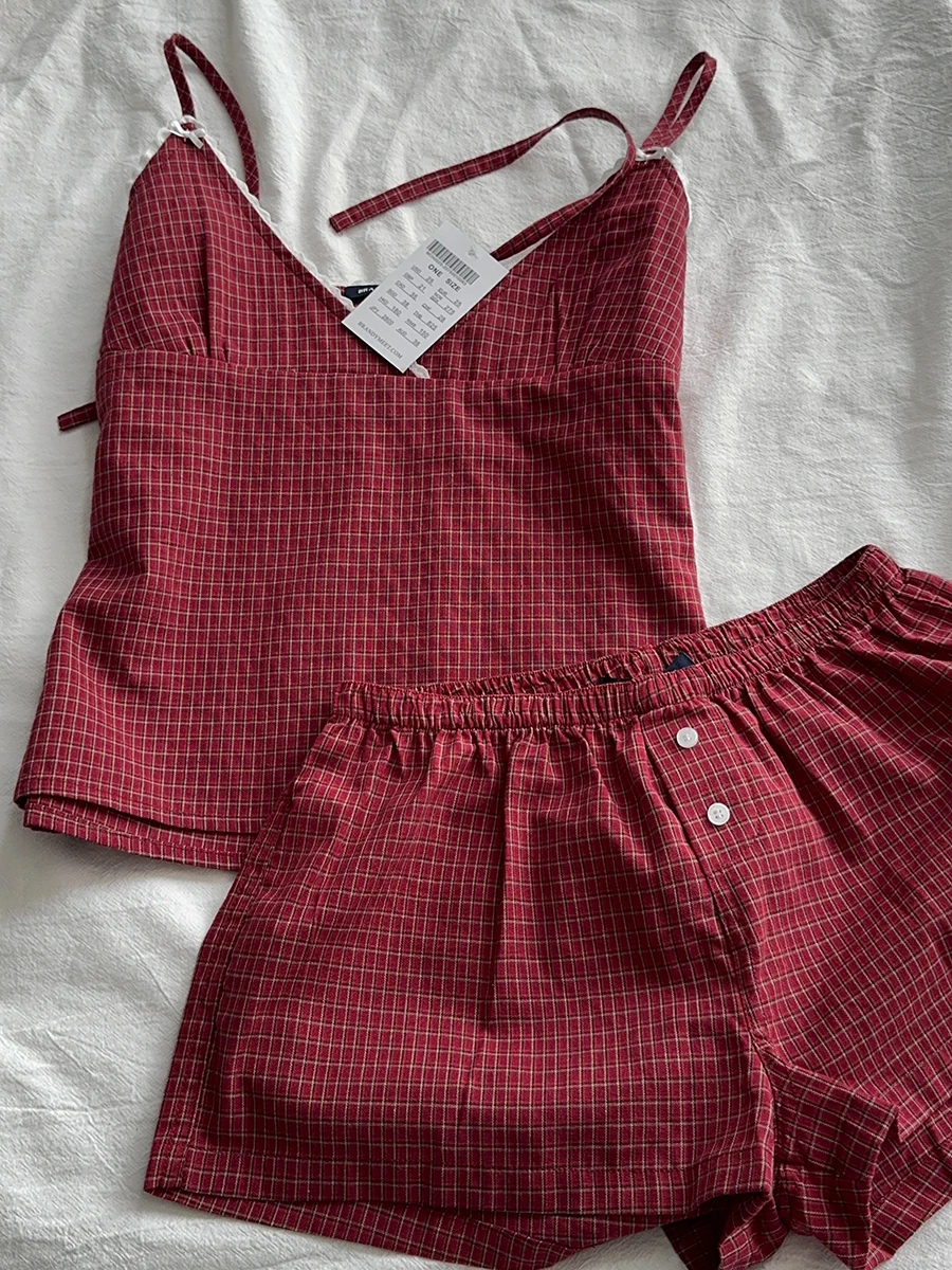 Red Plaid Two-piece Set Women Summer Lace Trim Bow V Neck Lace-up Tank Top Sweet Casual Vintage Home Cozy Shorts Sets 2025 New
Red Plaid Two-piece Set Women Summer Lace Trim Bow V Neck Lace-up Tank Top Sweet Casual Vintage Home Cozy Shorts Sets 2025 New