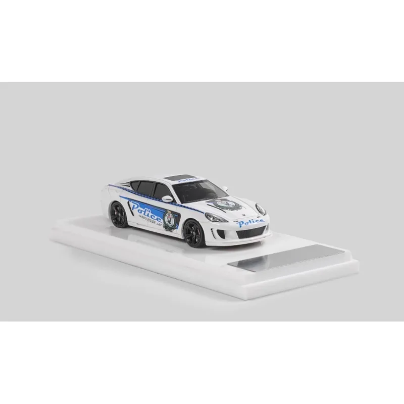 MKM Diecast 1/64 Scale Panamera Modified Car Resin Car Model Roy Collectible Decorative Item
MKM Diecast 1/64 Scale Panamera Modified Car Resin Car Model Roy Collectible Decorative Item